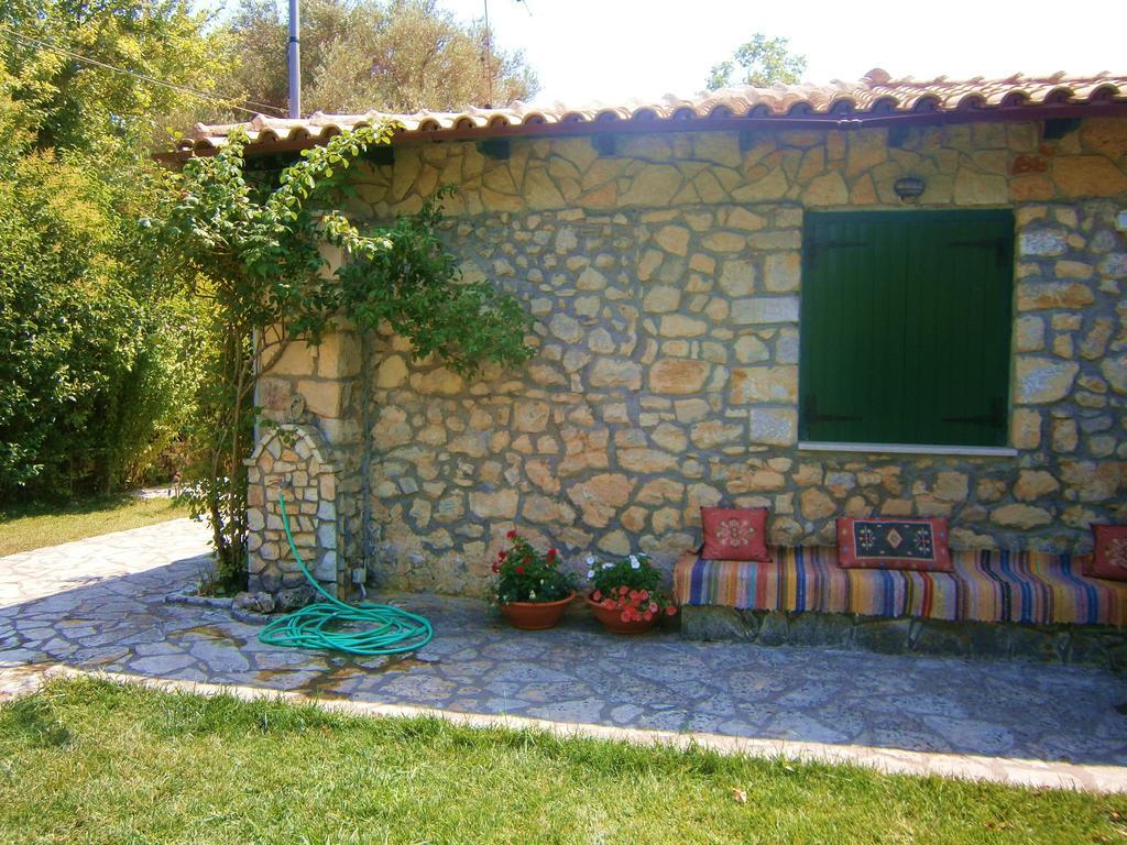 Villa Frias Asprogerakata Chambre photo