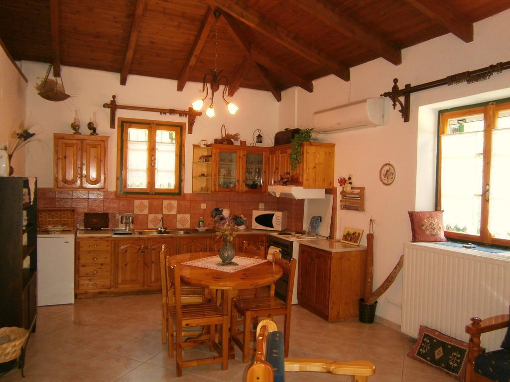 Villa Frias Asprogerakata Chambre photo