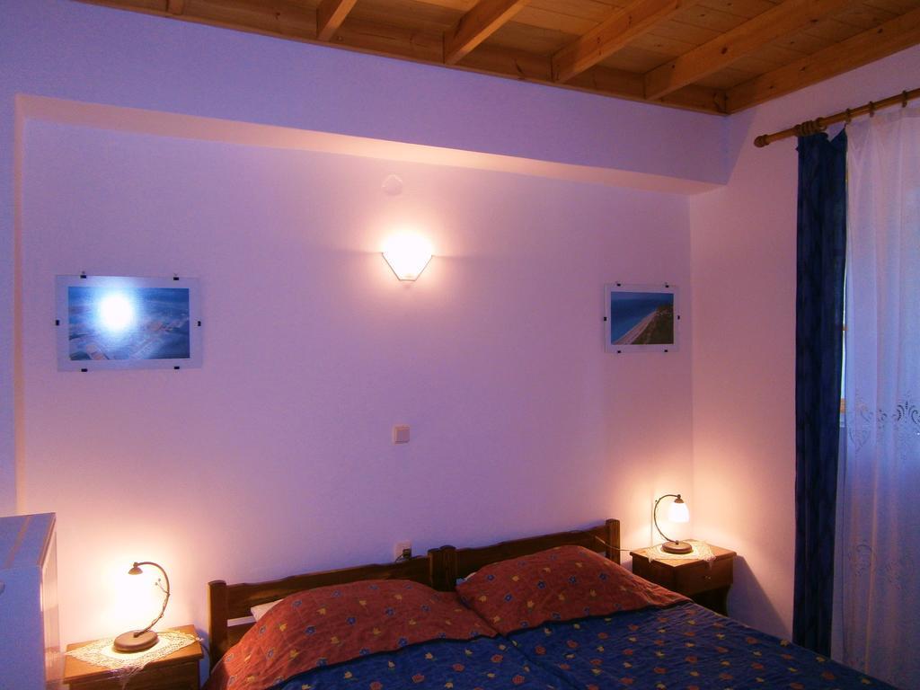 Villa Frias Asprogerakata Chambre photo