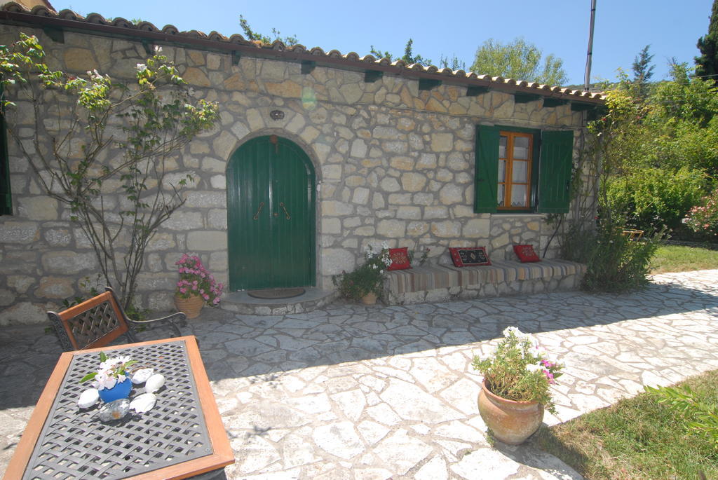 Villa Frias Asprogerakata Chambre photo
